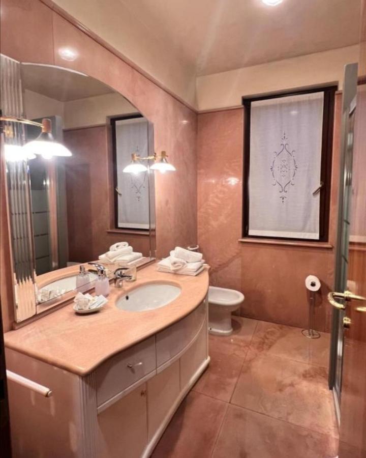 Residenza Borgo San Rocco Bed and Breakfast SantʼAmbrogio di Valpolicella Εξωτερικό φωτογραφία